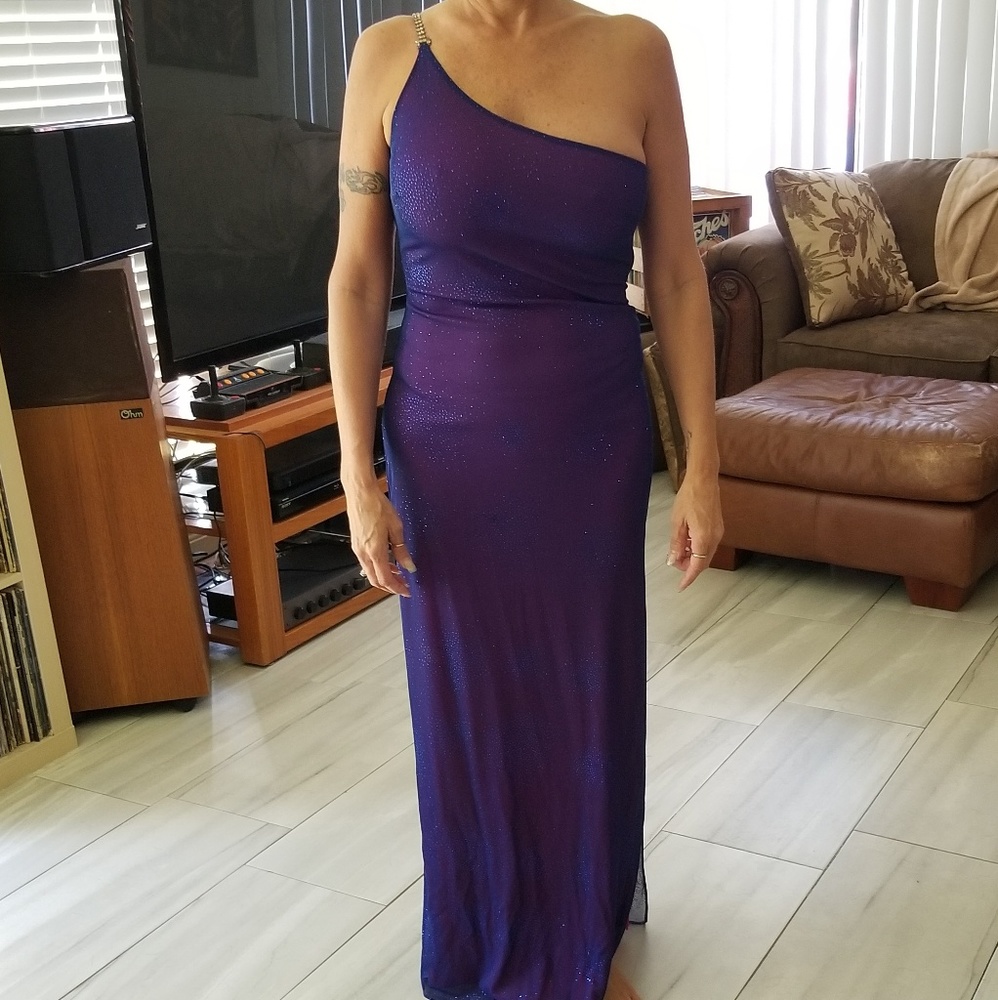 Evening dress - Picture 3 of 4